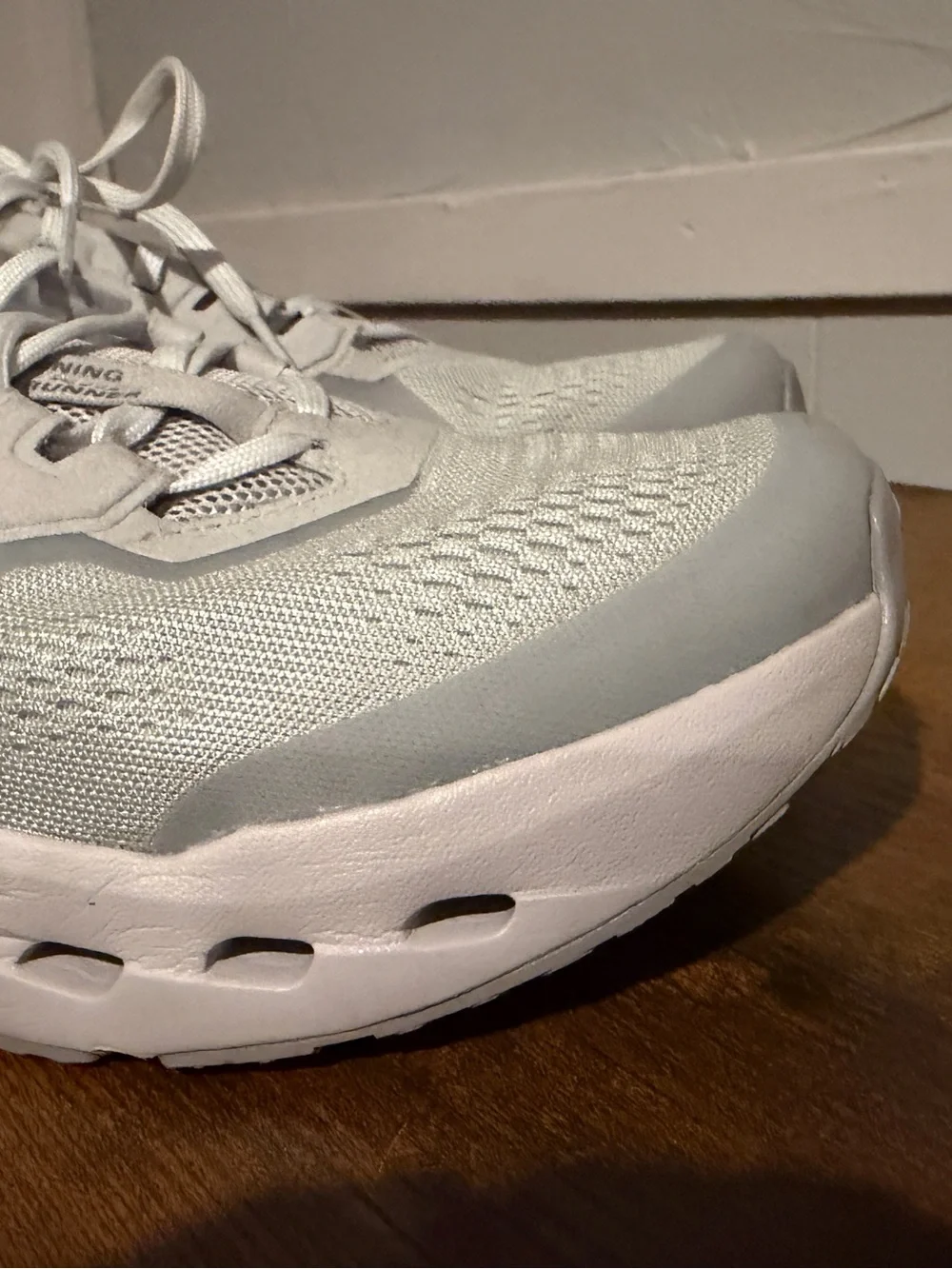 On Cloud Men's Cloudrunner 3 Glacier/Alloy Size 9